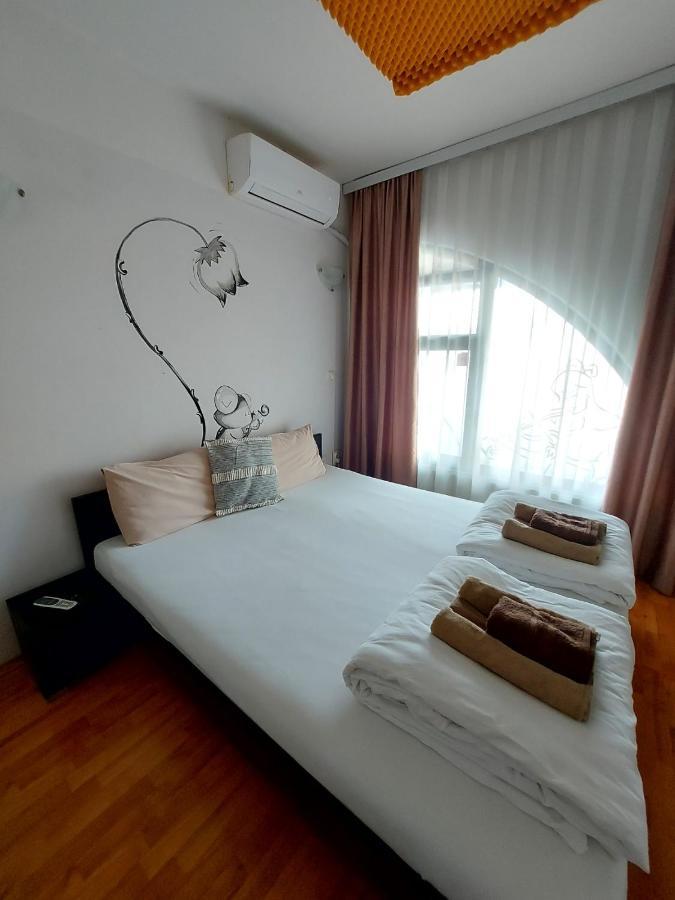The Bulevard Hotel Скопье Экстерьер фото