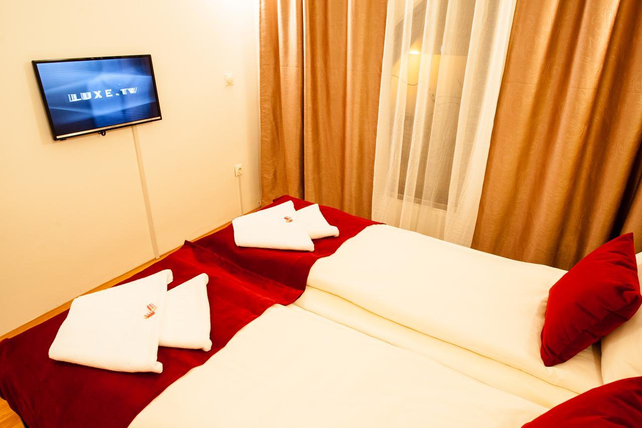 The Bulevard Hotel Скопье Экстерьер фото