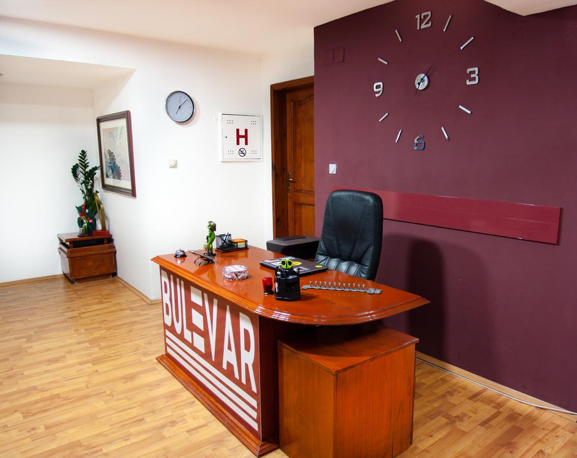 The Bulevard Hotel Скопье Экстерьер фото