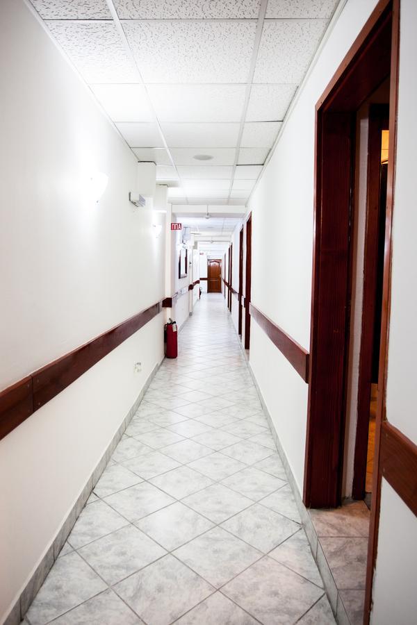 The Bulevard Hotel Скопье Экстерьер фото