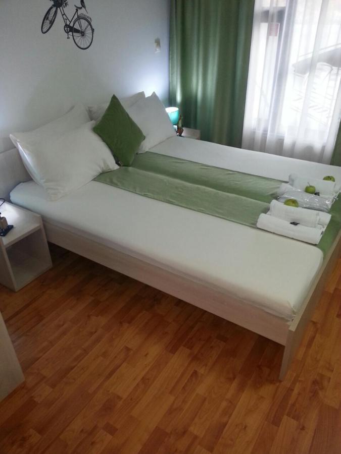 The Bulevard Hotel Скопье Экстерьер фото