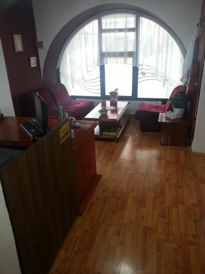 The Bulevard Hotel Скопье Экстерьер фото